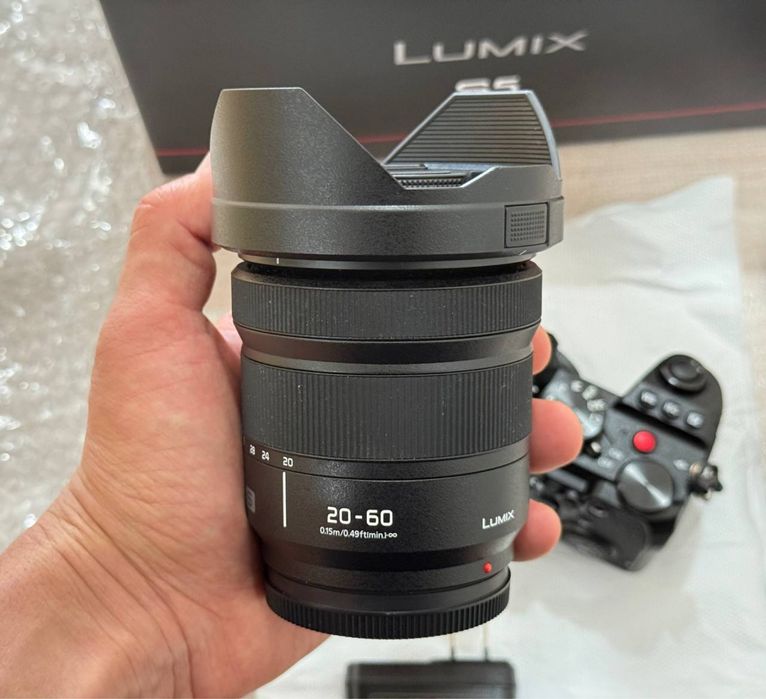 Lumix s5 kit.