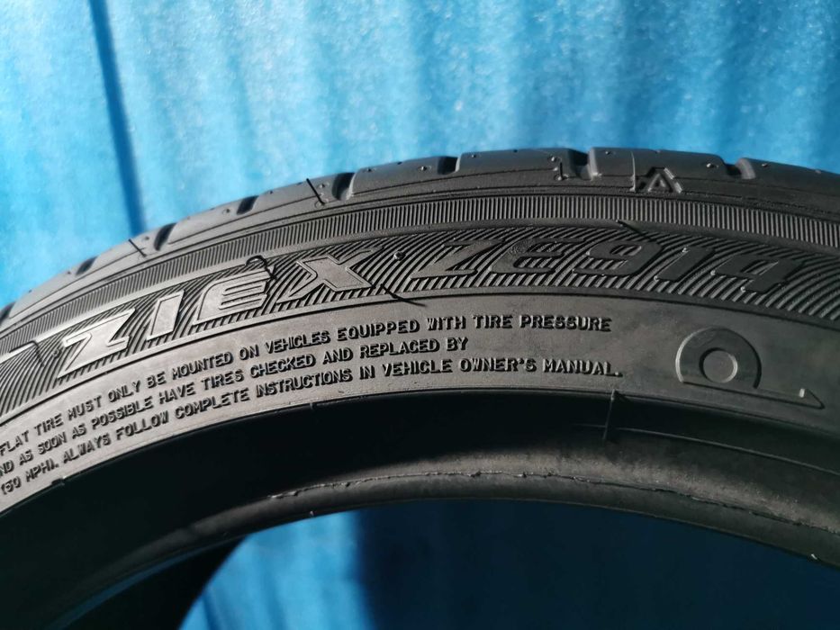 225/45 ZR17 - falken runflat 2 bucati