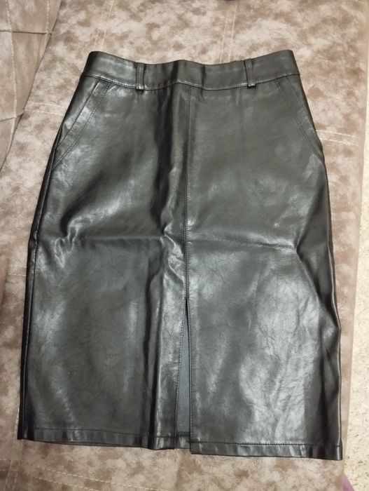 Продам юбки на девушку