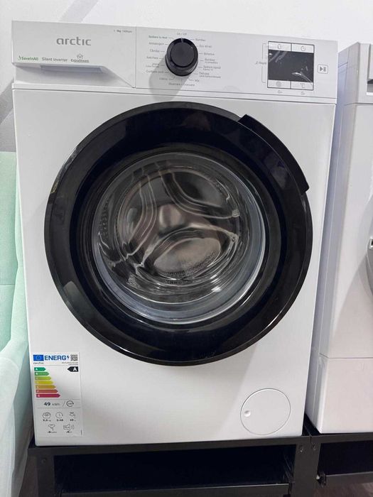 Mașină spalat rufe Arctic si uscator rufe Heinner ca noi
