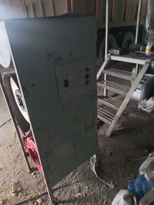 Продам зернодробилку