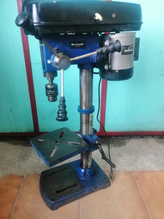 Настолна бормашина einhell