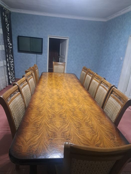 Стол стул сотилади ун иккишилик