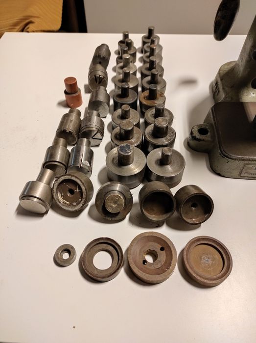 Немска ретро текстилна преса – над 10 кг, с много приставки