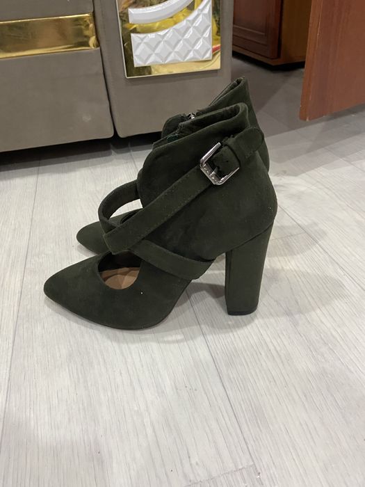 Туфли 38 размер замшевый