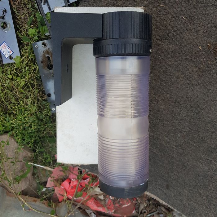 Фонарь навесной для входа