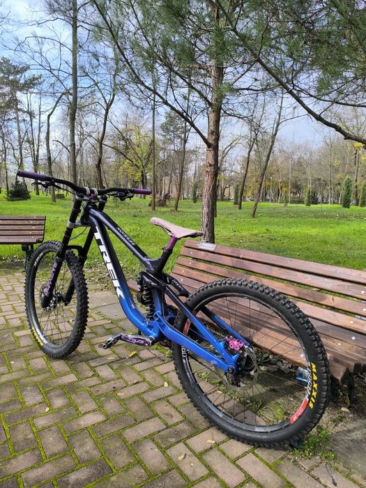 Trek Session НА ЧАСТИ