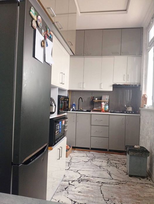 Просторная 3-комнатная квартира с новым ремонтом в ЖК Азия Хаус