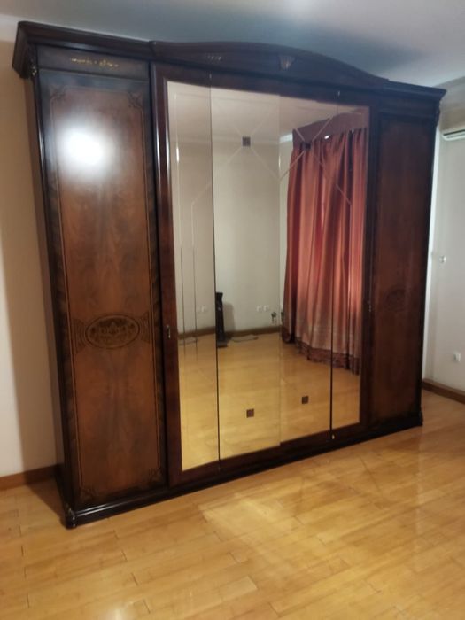 Продам деревянный шкаф