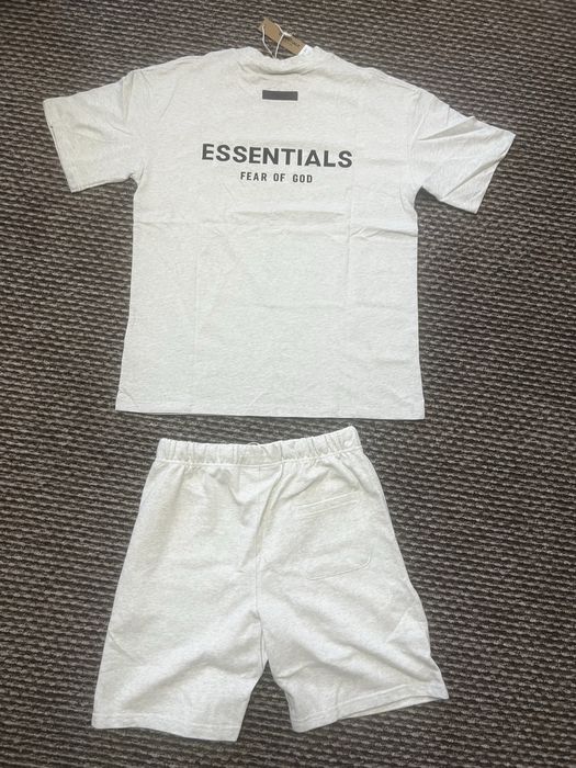 Compleu essentials fear of god