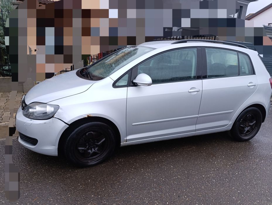 Vând Golf plus pentru piese