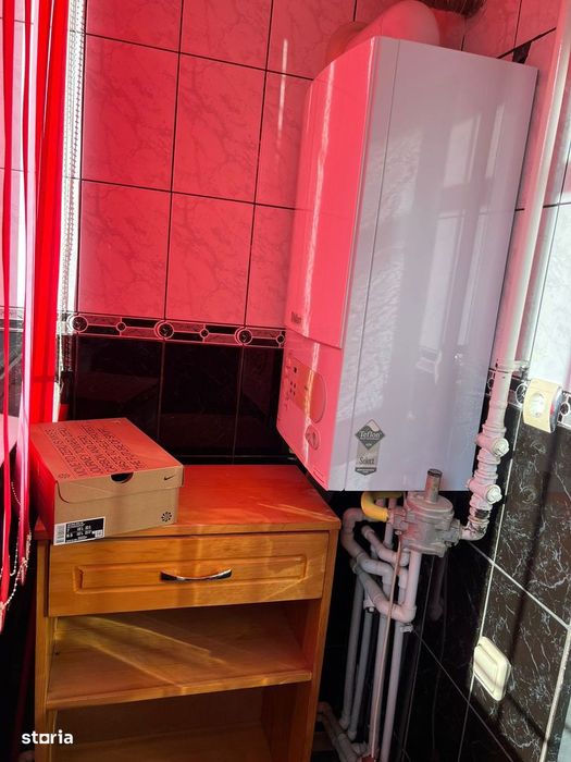 De Vanzare Apartament cu 3 camere zona Obor