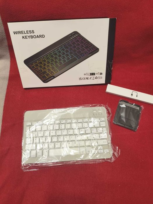 Tastatură Bluetooth Vobafe cu Suport Telefon și Iluminare  Gri Deschis