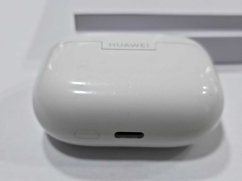 True wireless слушалки HUAWEI FREEBUDS SE4 ANC