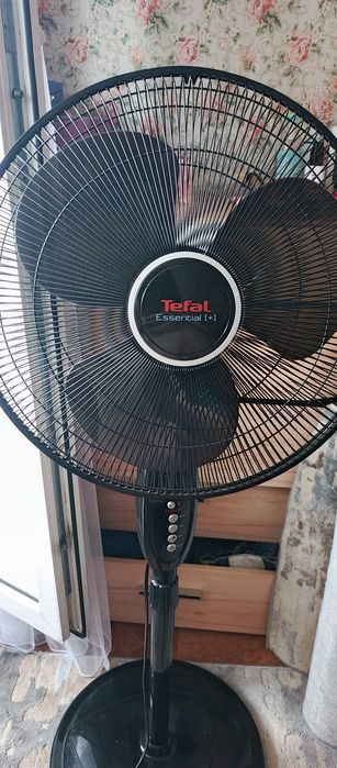 Напольный вентилятор