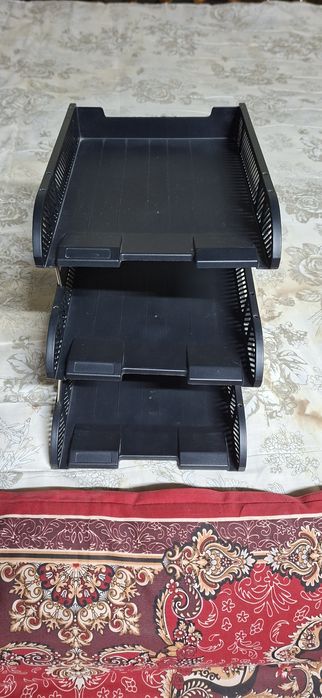 Канстовары, калькуляторы, точилки [СССР],этажерка для бумаг.