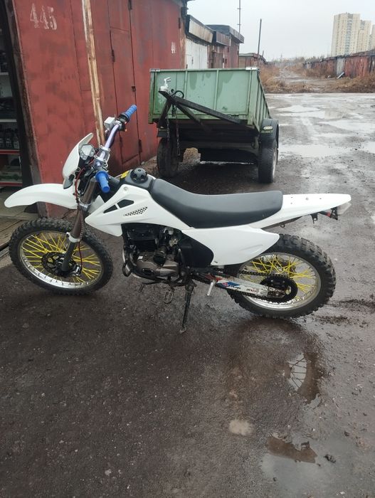 Мотоцикл эндуро 06