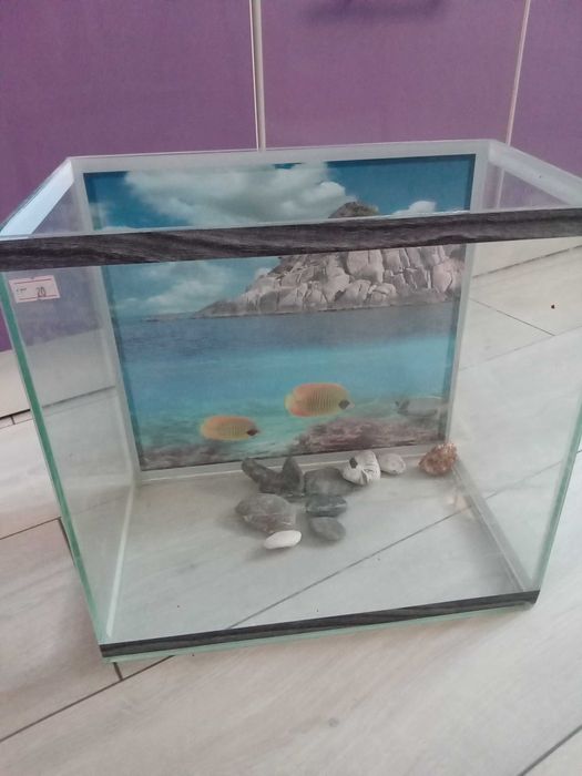 Аквариум на 20 л, 30*30*20 см