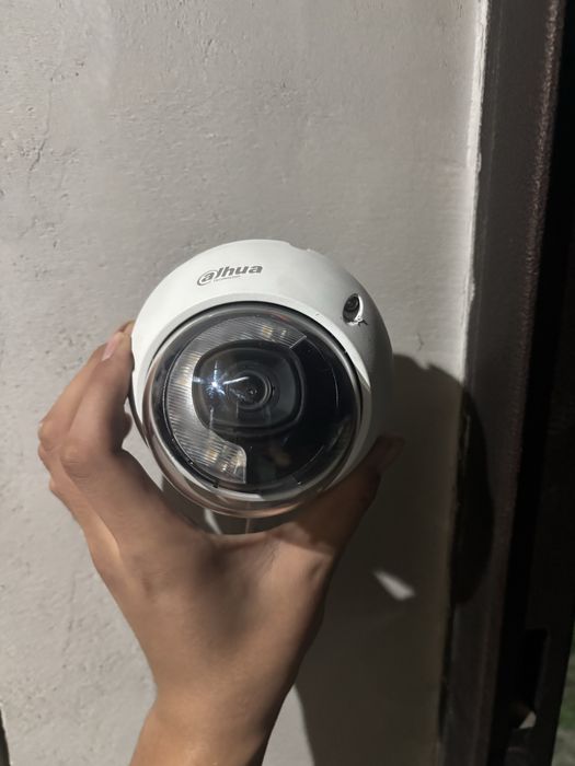 Продам ip камеру Dahua DH -IPC- HDBW2449E-S-IL