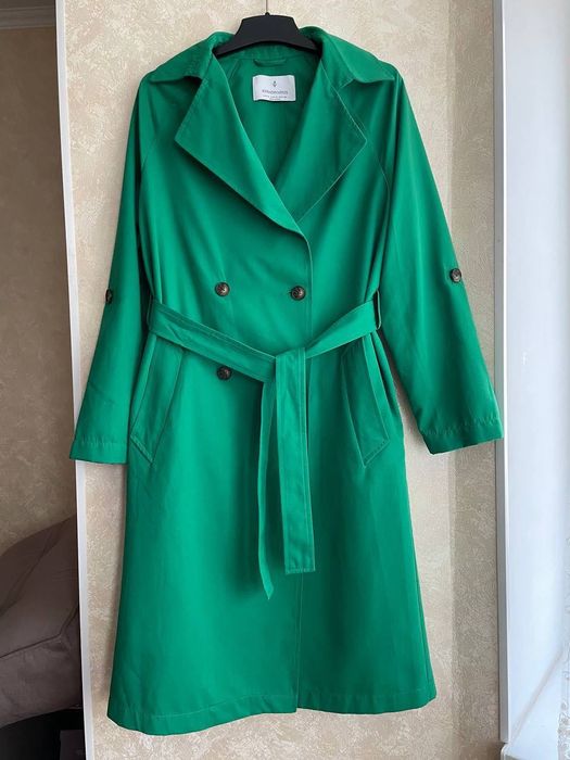 Trench Stradivarius mărimea S preț 110 lei