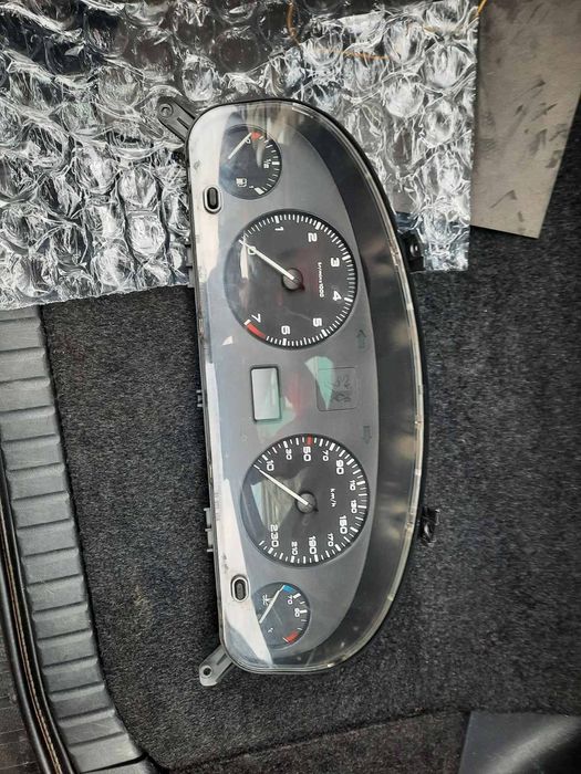 Километраж за Пежо