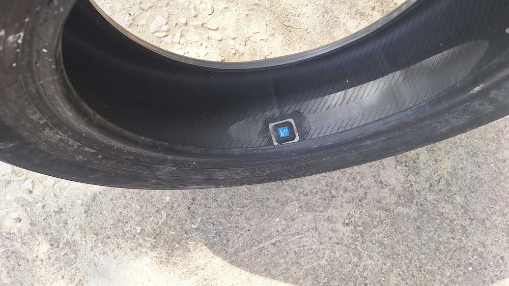 YOKOHAMA Bluearth GT AE51 215/55/17 98W