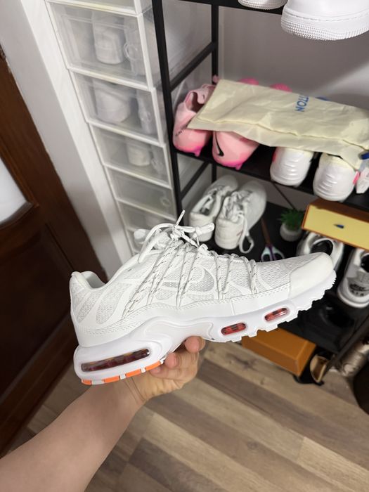 Adidasi Nike tn