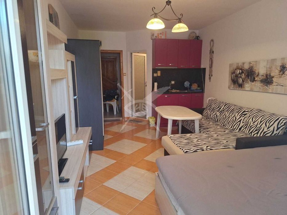 Продава се Едностаен апартамент в Свети Влас - 40 кв.м за 1000 €/кв.м - Снимка #2