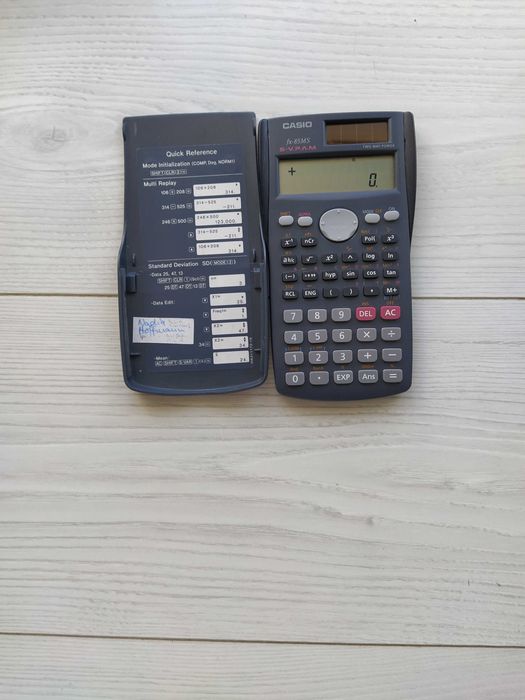 CASIO Calculator cu baterie solară
