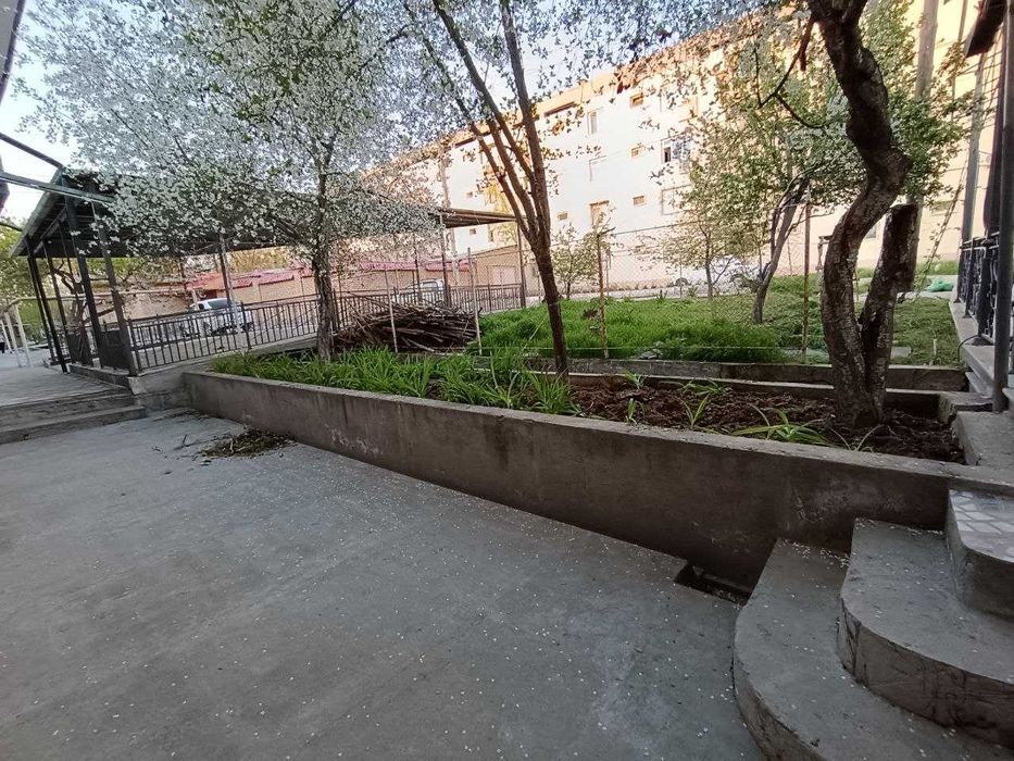 Беларык махалля за домами 77-серии 3сот 10х30 Огород 10х15 под Паркинг