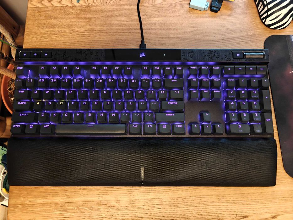 Tastatura Corsair K70 MAX hall effect magnetic 8k rgb