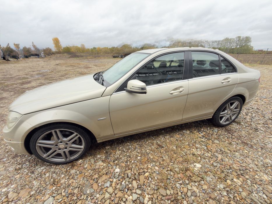 MERCEDES-BENZ C-Class 2010 — imagine 2