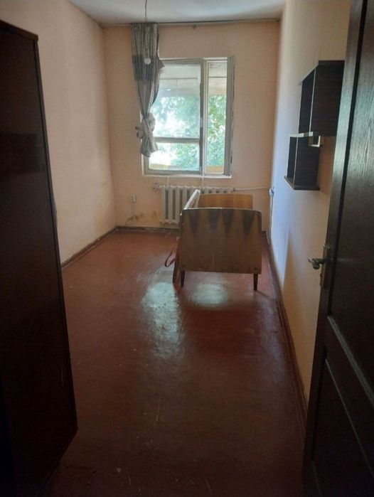 | 50м² 1.5х6 Балкон ²3комнатная Чиланзар 20кв Чайхана продаётся