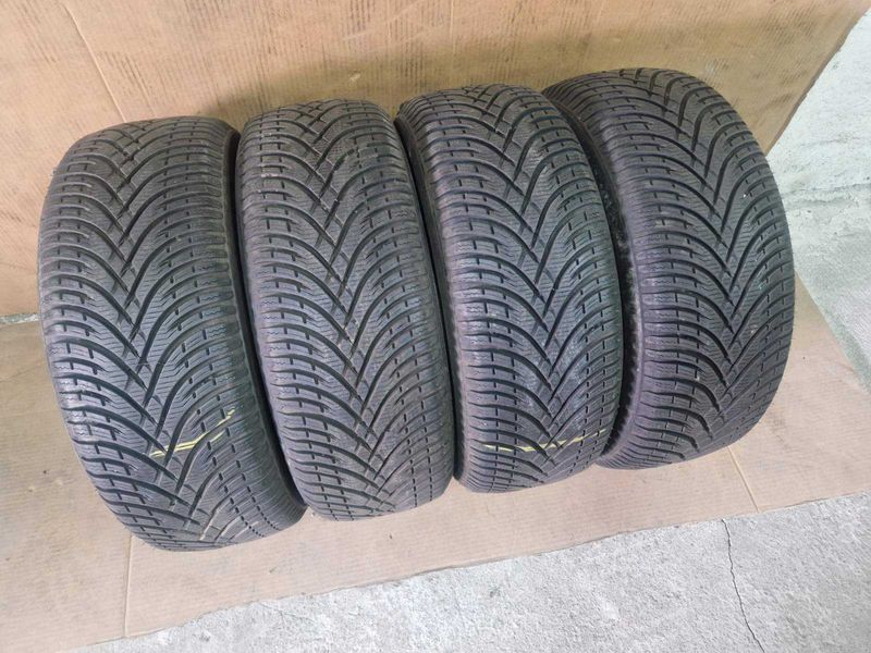 4 BFGOODRICH R16 205/55
зимни гуми DOT4818