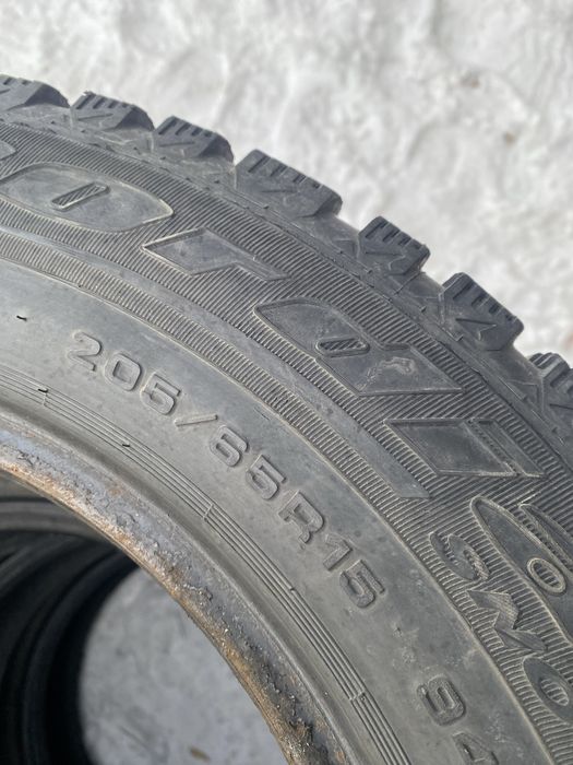 Продам 205/65R15