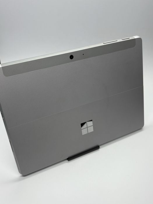 Tableta Microsoft Surface GO 2 - 128Gb / 8Gb Ram - IMPECABIL + Garanti