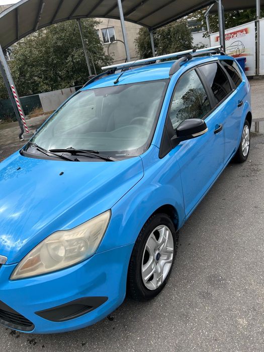 FORD Focus 2010 — imagine 3