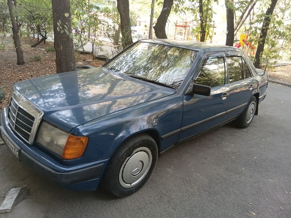 Продам мерседес 124