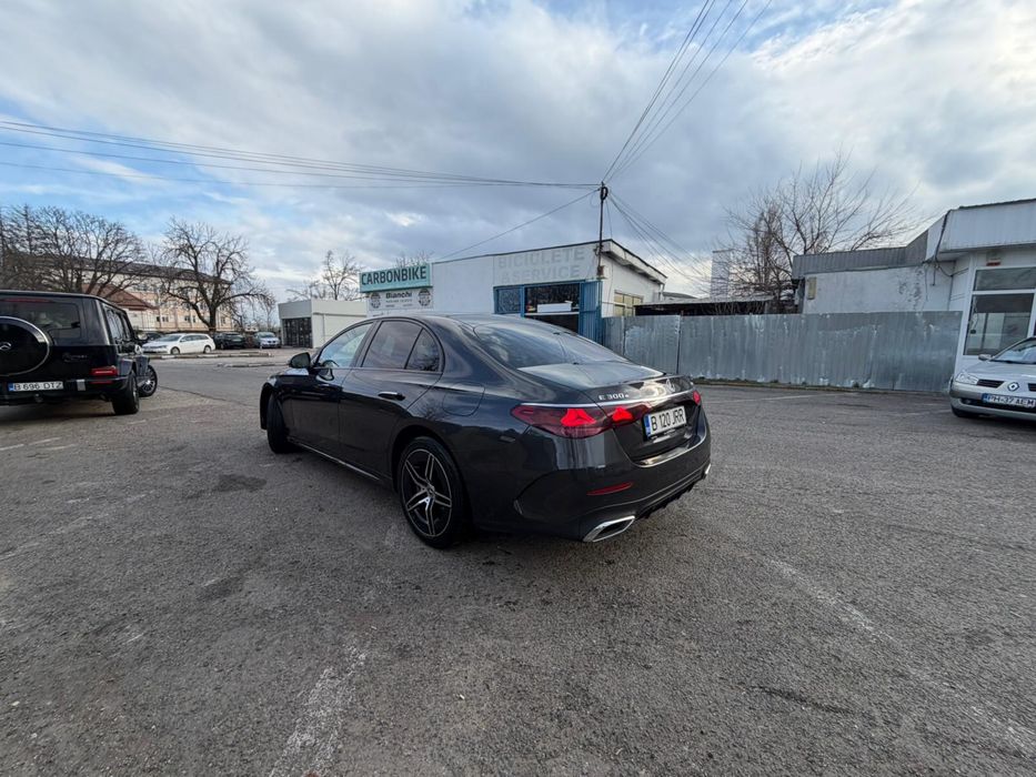 Mercedes E300e 4 matic
