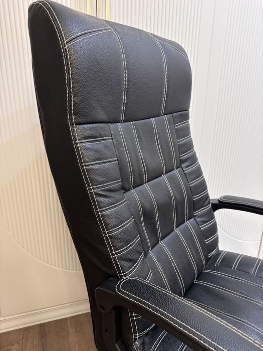 Кресло офисное Zeta