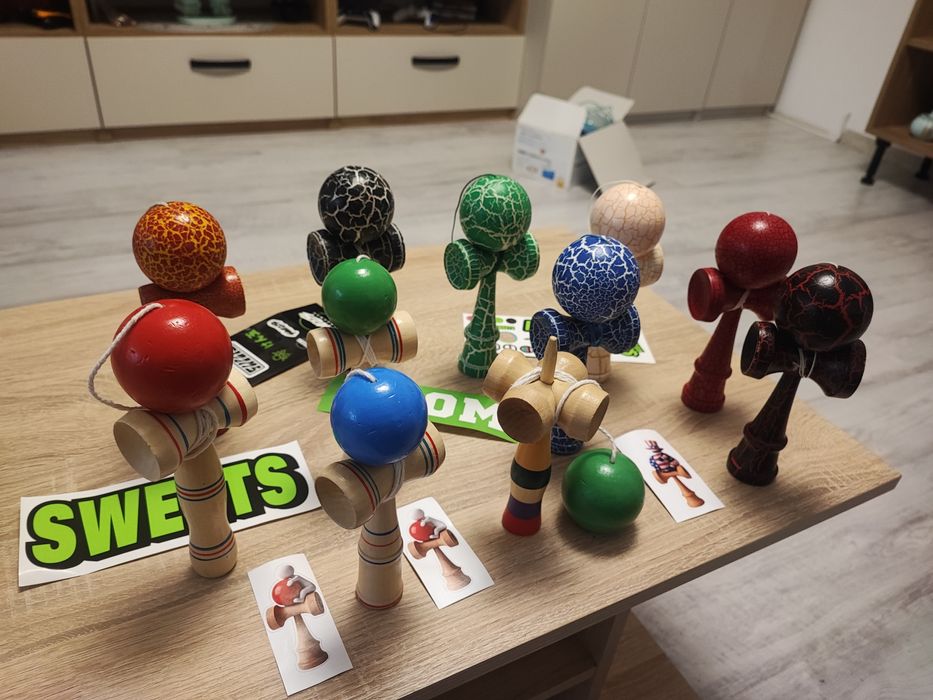 Colecție,Lot 11 Kendama