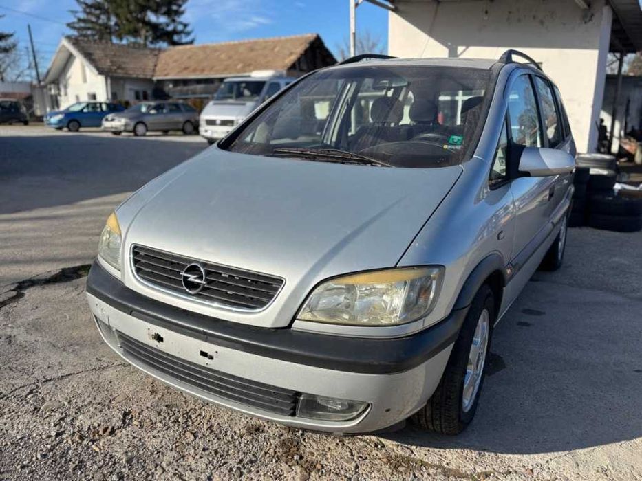 Opel Zafira Опел Зафира  НА ЧАСТИ 2.0 DTI 1.6 1.8