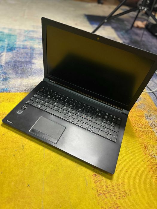 Laptop Toshiba Pro R50, slim, ram 6 gb ddr3, hard 500
