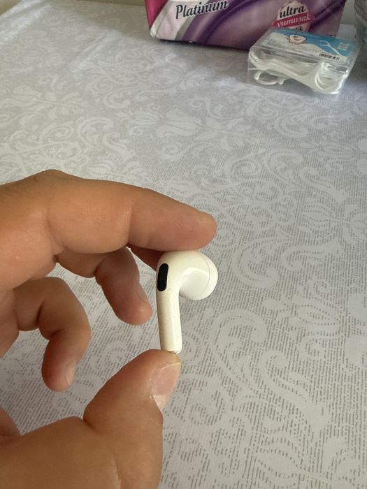 Правый R наушник Airpods 3 Apple