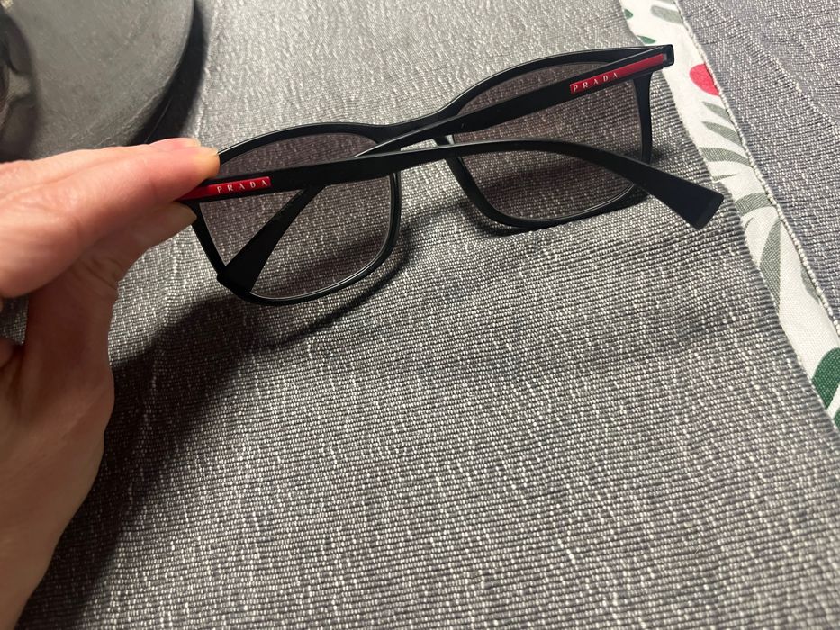 Слънчеви очила Prada