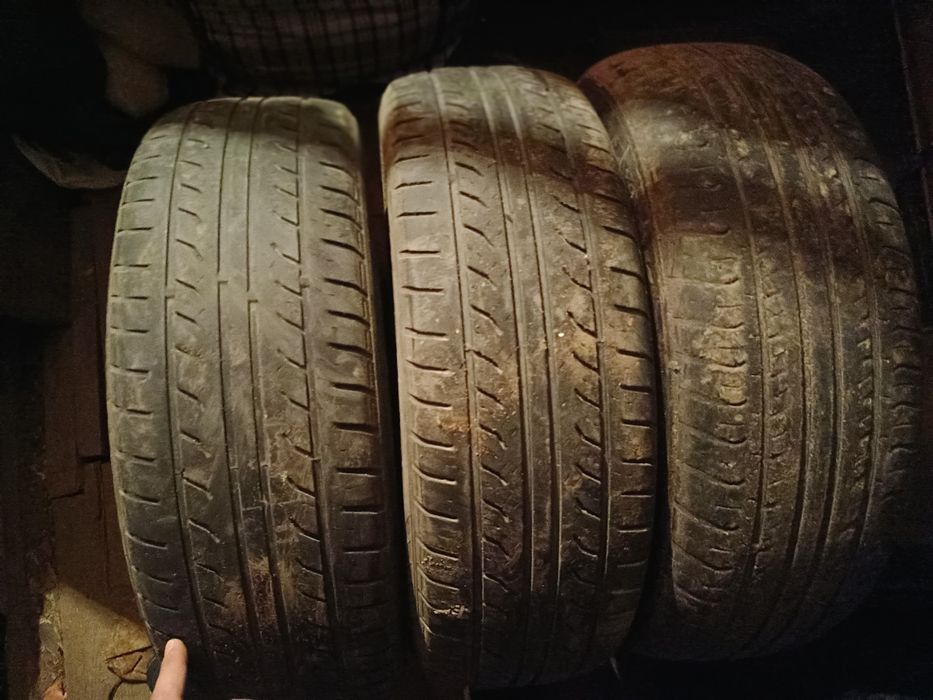 Продам покрышки на 15