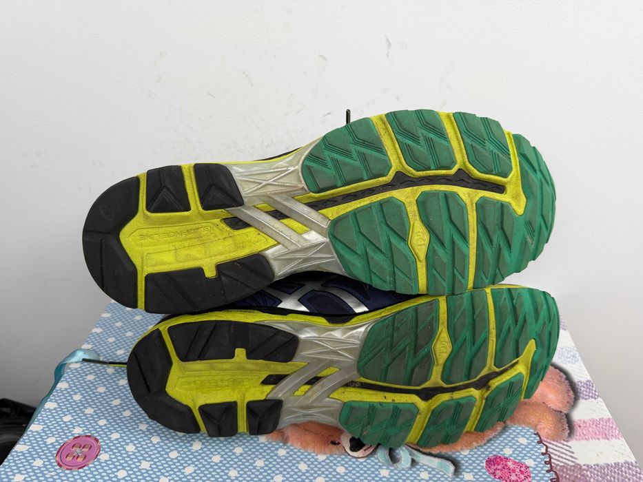 Asics GT-2000 4 Gore-Tex''оригинални маратонки 44.5 номер