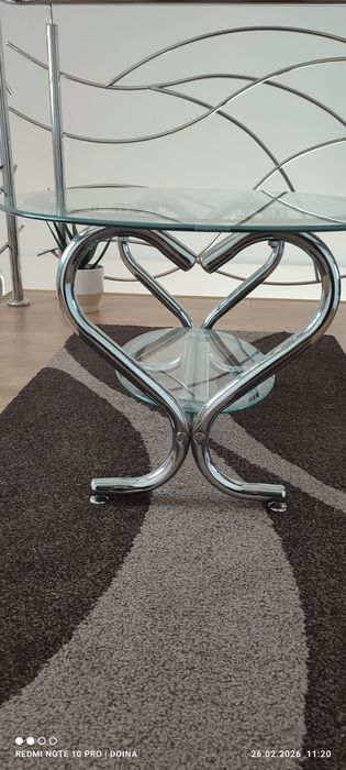 Măsuță living de sticla cu picioare de inox