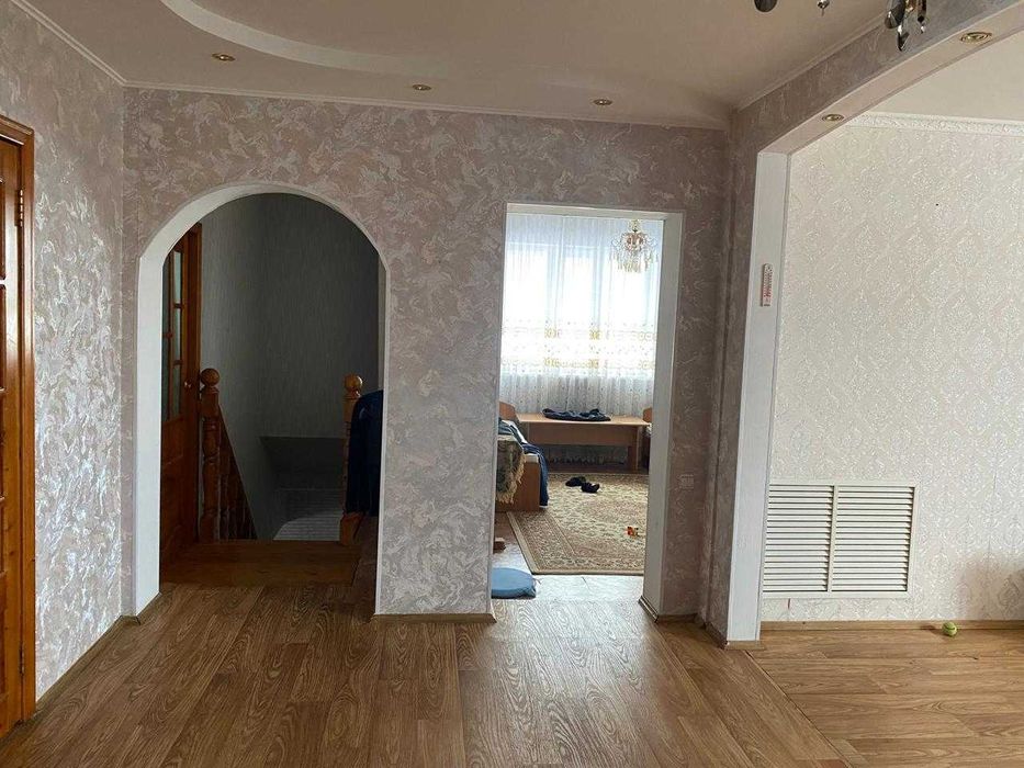 Продается 6 комн коттедж