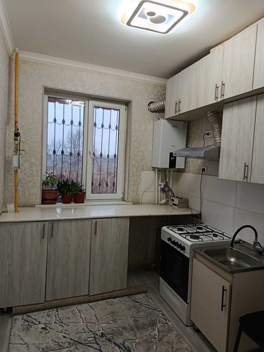 3 xonali uy sotiladi